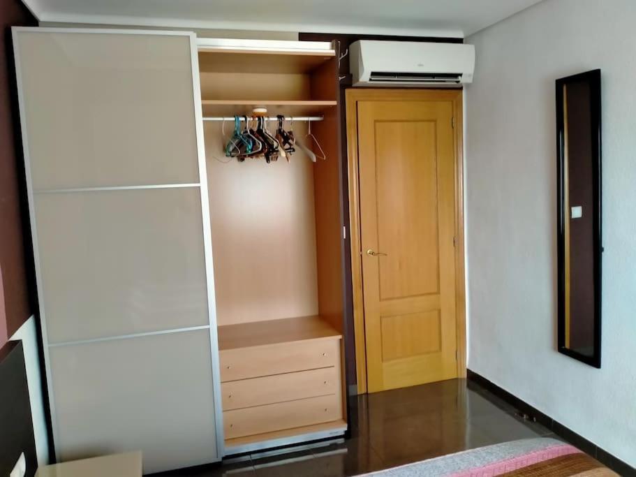 Zona Centro-Parking Gratuito Apartment Castellon de la Plana Bagian luar foto